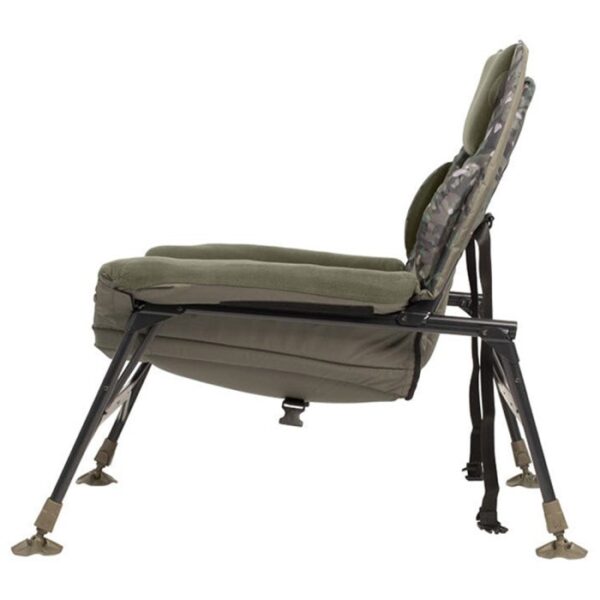 Trakker Levelite Camo Colossus Chair - Image 4