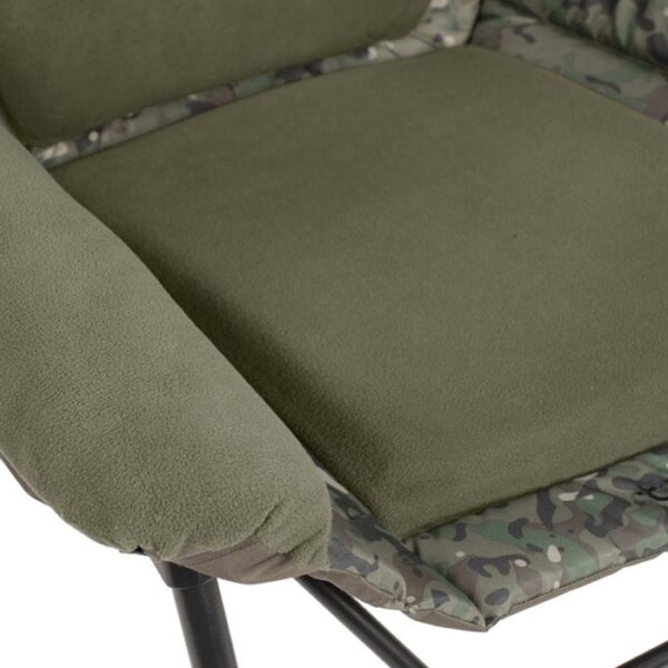 Trakker Levelite Camo Colossus Chair - Image 3