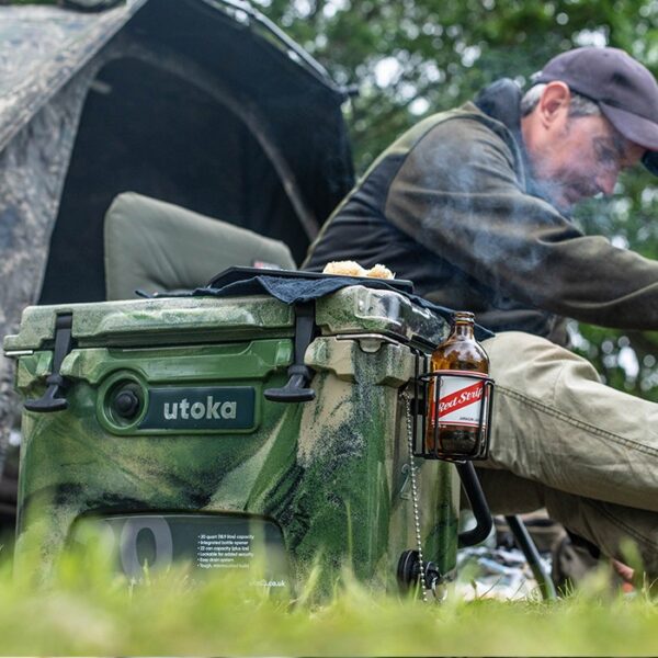 Utoka 20 Camo Cooler Fishing Box - Image 4